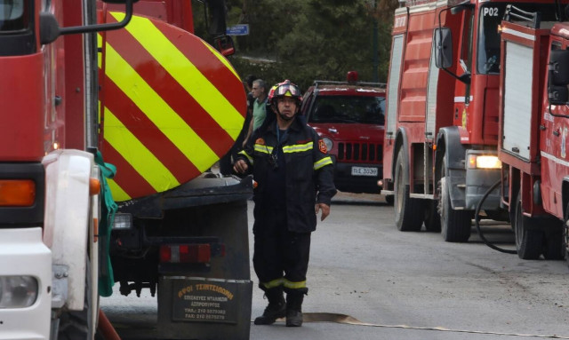 Σε εξέλιξη η φωτιά στη Μάνη - Δεν κινδυνεύουν οικισμοί