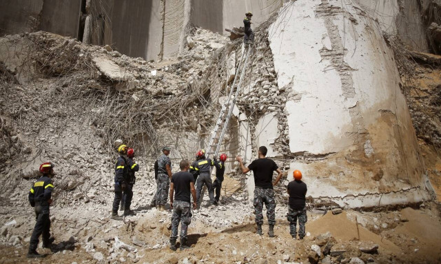 Βηρυτός: Θάνατος και συντρίμμια - Στους 158 οι νεκροί, 21 οι αγνοούμενοι