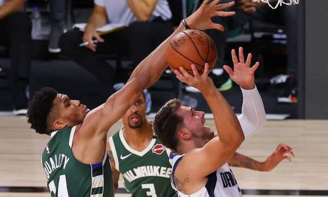 Ο Ντόντσιτς νικητής στη μάχη με τον Γιάννη Αντετοκούνμπο