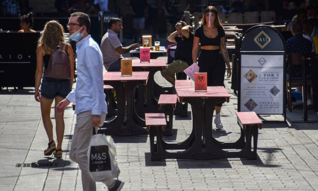 Κορονοϊός - Βρετανία: Τα ημερήσια κρούσματα ανήλθαν στο υψηλότερο επίπεδο από τον Ιούνιο