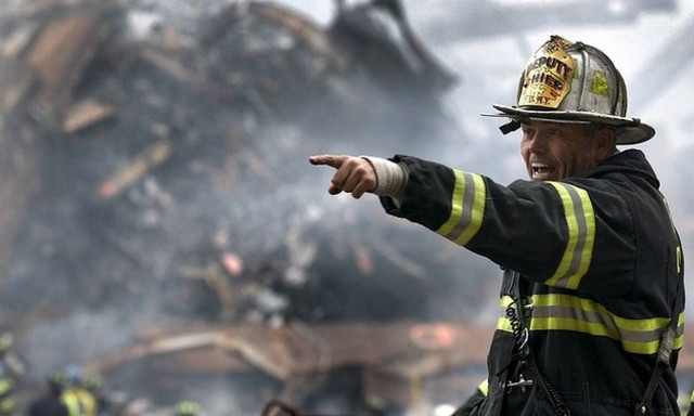 Τσεχία: 11 νεκροί από πυρκαγιά σε πολυκατοικία – Συγκλονιστικές εικόνες