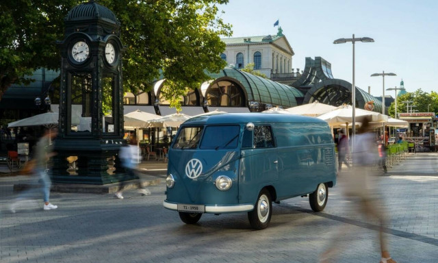 Αυτή είναι η πιο παλιά κλούβα της VW που κυκλοφορεί ακόμα