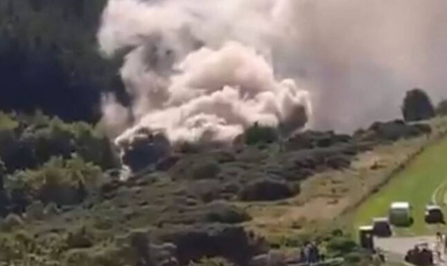 Εκτροχιασμός τρένου στη Σκωτία: Πληροφορίες για τραυματίες (vid)