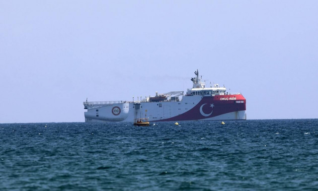 Συνεχίζονται τα «παιχνίδια» του Oruc Reis: Επέστρεψε στην ελληνική υφαλοκρηπίδα 