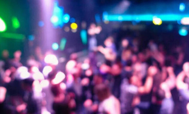 Χαλκιδική: Εργαζόμενοι σε μπαρ βρέθηκαν θετικοί στον κορονοϊό