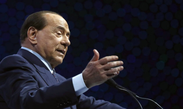 Μάρτα Φασίνα: Αυτή είναι η κατά 53 χρόνια μικρότερη αρραβωνιαστικιά του Μπερλουσκόνι