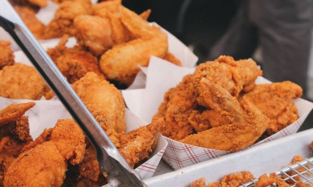 Κορονοϊός: Μεγάλη ανησυχία - Εντοπίστηκε σε εισαγόμενες φτερούγες κοτόπουλου