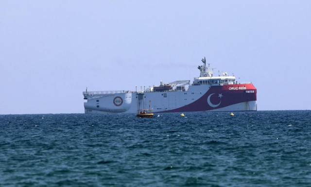 Επίθεση Μενέντεζ και Βαν Χόλεν σε Τουρκία: «Να φύγει από την ΑΟΖ της Ελλάδας - Κυρώσεις τώρα»