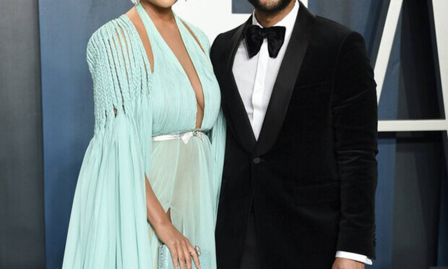 Η διάσημη καλλονή περιμένει το τρίτο της παιδί