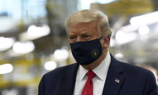 ΗΠΑ: Ο Τραμπ επισκέφθηκε τον σοβαρά άρρωστο αδελφό του σε νοσοκομείο της Νέας Υόρκης