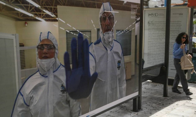 Κορονοϊός: «Βόμβα» από Μαγιορκίνη - Πιθανά νέα μέτρα αν δεν πέσουν τα κρούσματα