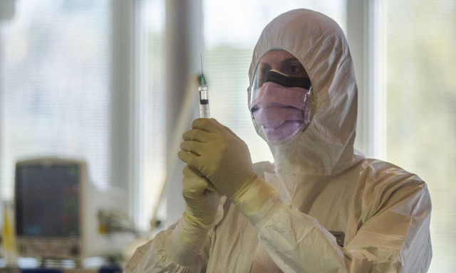 Κορονοϊός - Ρωσία: Αρχίζει η παραγωγή του εμβολίου Sputnik V