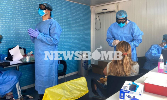 Ρεπορτάζ Newsbomb.gr - Κορονοϊός: Σαρωτικοί έλεγχοι στον Πειραιά - Τεστ στους ταξιδιώτες από Πάρο