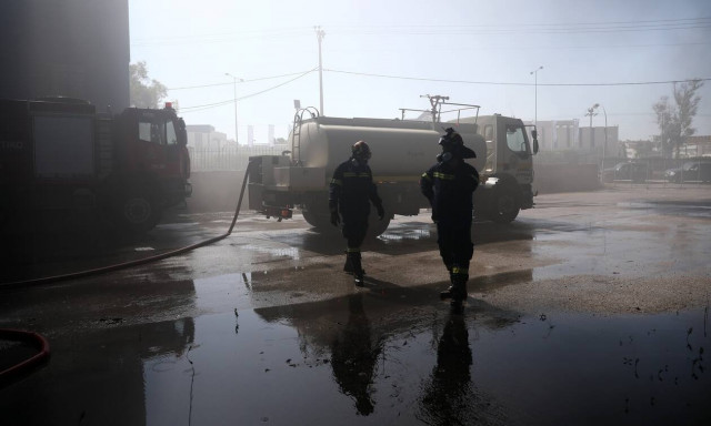 Φωτιά στη Μεταμόρφωση: Άνοιξε η Αθηνών - Λαμίας - Συνεχίζεται η μάχη της κατάσβεσης