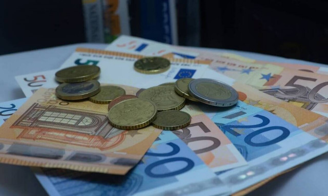 Συντάξεις: Έρχονται αυξήσεις έως και 960 ευρώ - Ποιοι συνταξιούχοι θα πάρουν και πόσα 