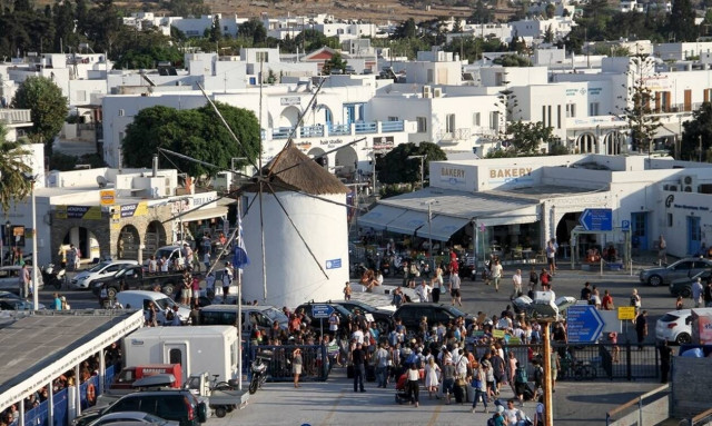 Επιστολή Δημάρχου Πάρου στον Κικίλια: Ενημερώστε μας άμεσα για την κατάσταση στο νησί