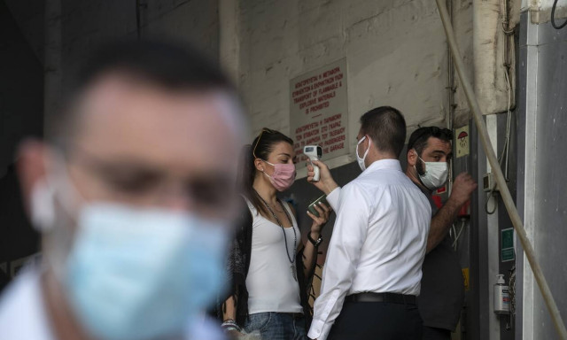 Κορονοϊός στην Ελλάδα: Σε ισχύ η νέα δέσμη μέτρων για τον περιορισμό της διασποράς 