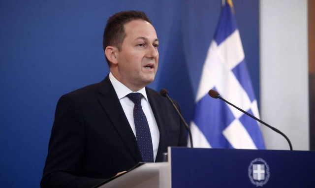 Πέτσας: Παράταση μέτρων για επιχειρήσεις και εργαζόμενους