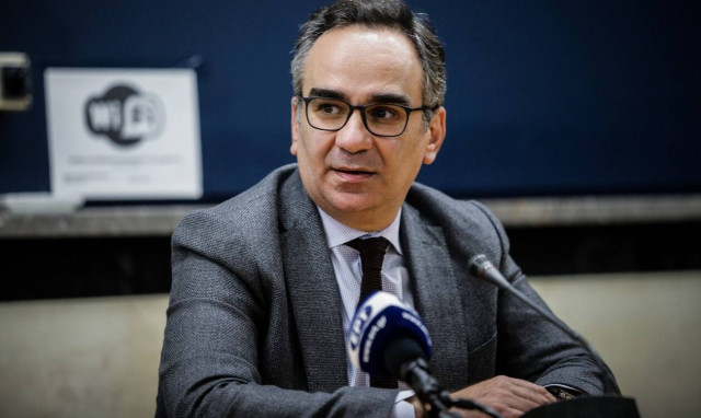 Κοντοζαμάνης: Στα τέλη Δεκεμβρίου το εμβόλιο στην Ελλάδα