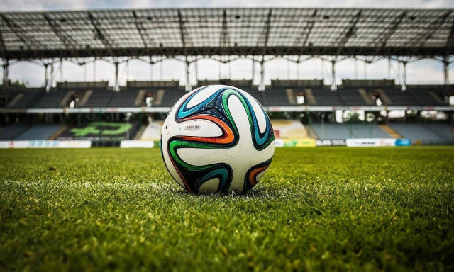 Θετικός στον κορονοϊό Έλληνας ποδοσφαιριστής: Αδέλφια μου συνωμοσιολόγοι, ό,τι κορόιδευα το λούστηκα