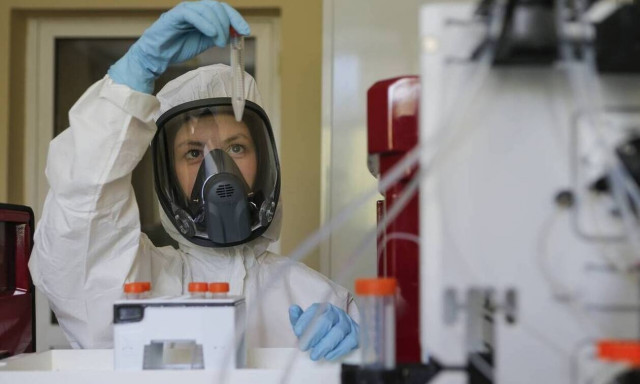 Κορονοϊος: Μεταλλάχτηκε και μεταδίδεται πιο εύκολα - Φόβος ότι τα εμβόλια δεν θα έχουν αποτέλεσμα