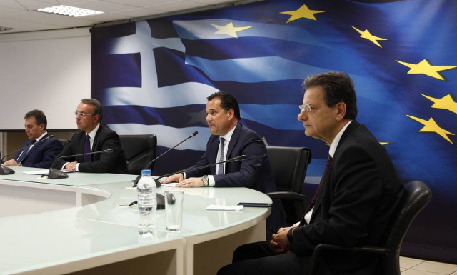 Κορονοϊός: Τι θα περιλαμβάνει το νέο πακέτο μέτρων για τη στήριξη επιχειρήσεων και νοικοκυριών