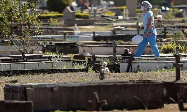 Κορονοϊός - Βραζιλία: Οι νεκροί εξαιτίας της COVID-19 ξεπέρασαν τους 112.000