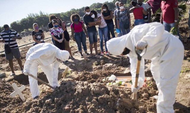 Κορονοϊός: 1.054 νέοι θάνατοι στη Βραζιλία