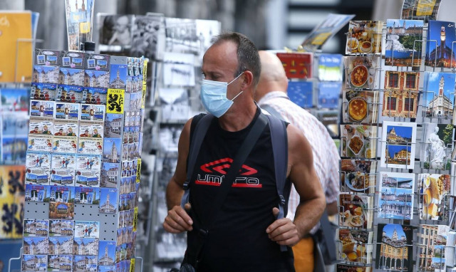 Κορονοϊός - ΠΟΥ: Ελπίζουμε η πανδημία να τελειώσει σε λιγότερο από δύο χρόνια!