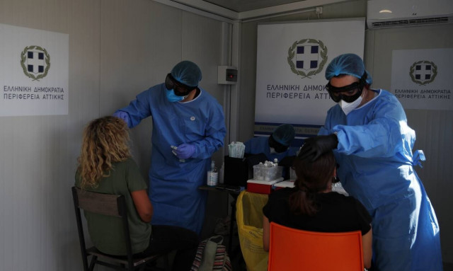 Κορονοϊός: «Μολυσμένοι» 31 από τους 54 νομούς της Ελλάδας -Πού εντοπίζονται τα περισσότερα κρούσματα