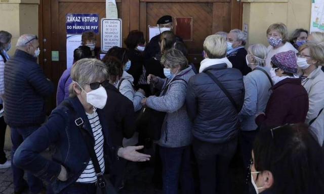 Κορονοϊός: Αύξηση - ρεκόρ στην Τσεχία με 506 νέα κρούσματα