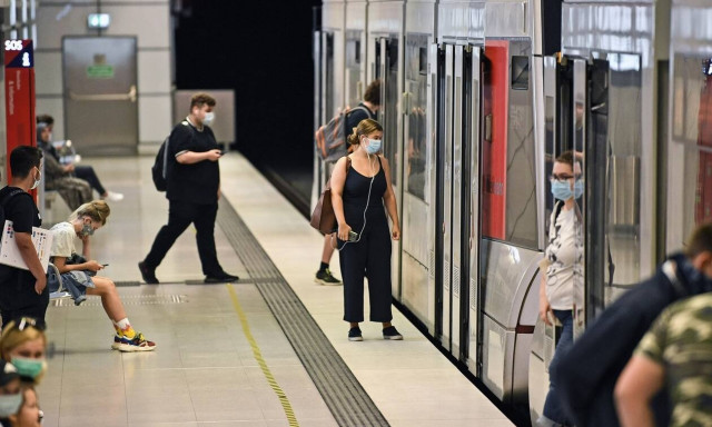 Κορονοϊός - Γερμανία: Πάνω 2.000 κρούσματα σε 24 ώρες