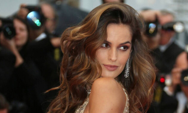 Το «καυτό» βίντεο της Ιζαμπέλ Γκουλάρτ από τη Μύκονο