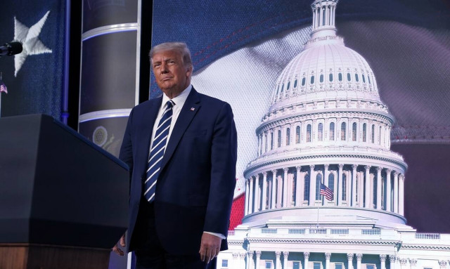 Τραμπ: Θα ανακοινώσει την έγκριση της χορήγησης πλάσματος ως θεραπεία για τον κορονοϊό 