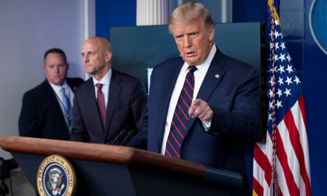ΗΠΑ: Ο Τραμπ ανακοίνωσε την χορήγηση πλάσματος ως θεραπεία για τον κορονοϊό