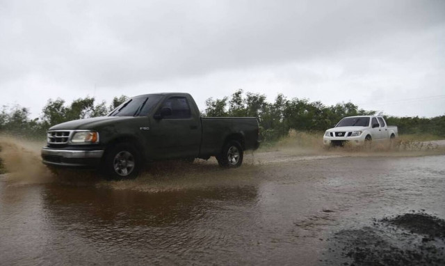 Εκκενώνονται περιοχές στη Λουιζιάνα, εν αναμονή των «δίδυμων τυφώνων»  