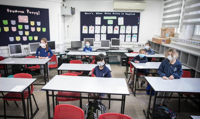 Βρετανία: Το να μην πηγαίνουν τα παιδιά σχολείο δημιουργεί πολύ μεγαλύτερους κινδύνους γι' αυτά