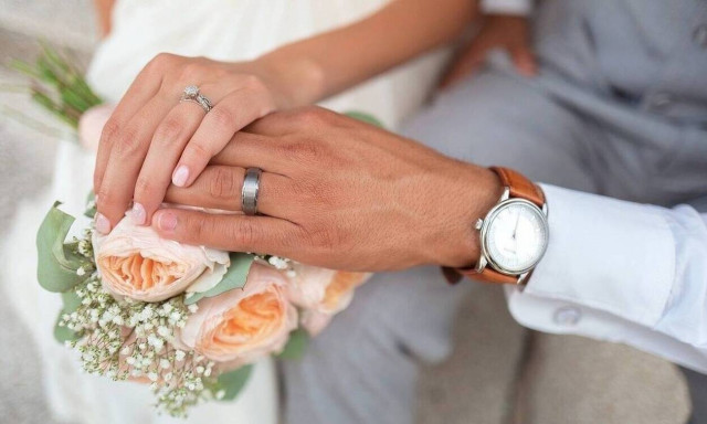 Αχαΐα: Γαμήλιο γλέντι... με 450 προσκεκλημένους - Συνελήφθη ο πεθερός και έπεσε πρόστιμο 3.000 ευρώ 