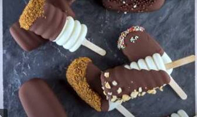 Παγωτό καρύδα με 2 υλικά από τον Άκη Πετρετζίκη!