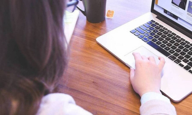 Τηλεργασία: Τι ισχύει για τις ευπαθείς ομάδες εργαζομένων - Πότε πέφτει πρόστιμο στους εργοδότες