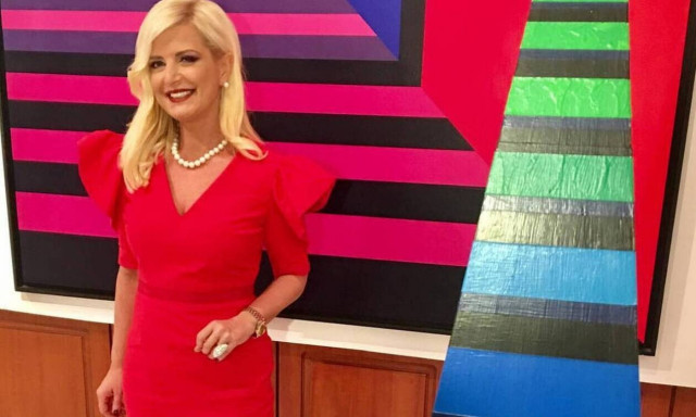 Μαρίνα Πατούλη: Στην παραλία με μαγιό και χωρίς ρετούς