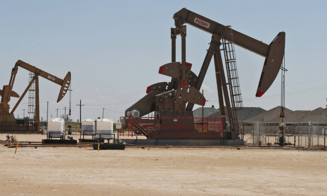 Μεικτές τάσεις αλλά και ρεκόρ στη Wall Street - Σε υψηλό πέντε μηνών το πετρέλαιο