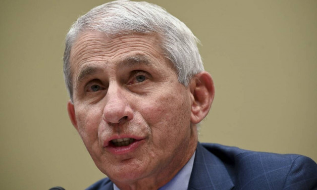 Δρ. Φάουτσι: Η εσπευσμένη χρήση υποψήφιου εμβολίου θα έπληττε τις δοκιμές άλλων εμβολίων