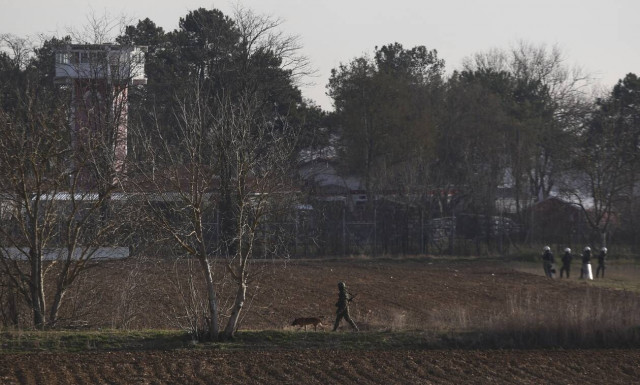 Επεκτείνεται ο φράχτης στον Έβρο - Χρυσοχοΐδης: Προστίθενται αντιβαλλιστικά παρατηρητήρια