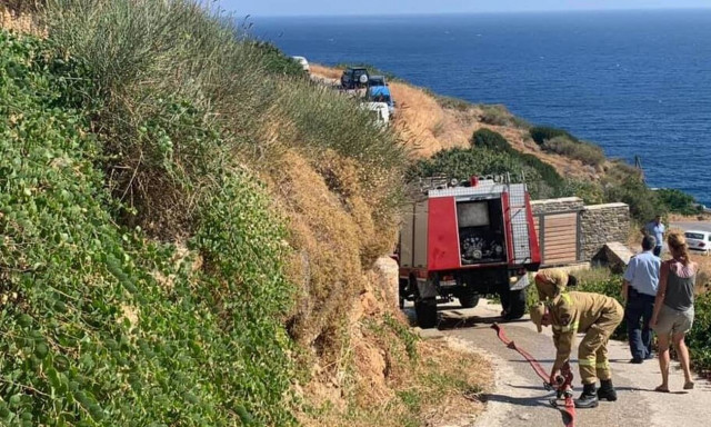 Άνδρος: Οριοθετήθηκε η πυρκαγιά