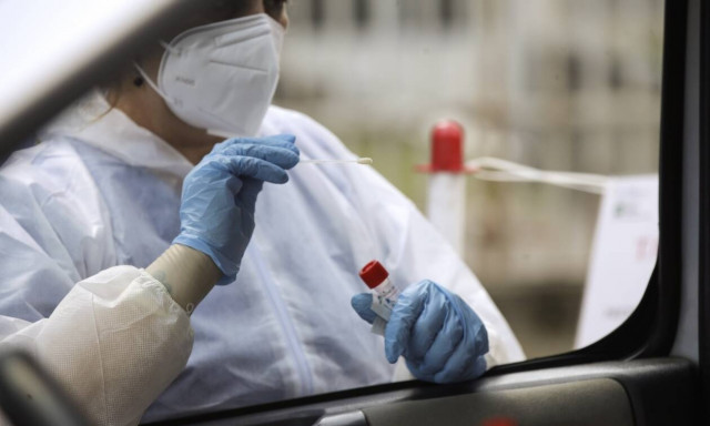 Κορονοϊός - Ιταλία: Ξεπέρασαν τα 870 τα νέα κρούσματα - 4 επιπλέον νεκροί σε μία ημέρα