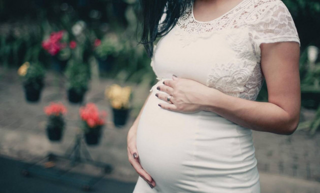 Κατάθλιψη στην εγκυμοσύνη: Με ποιους τρόπους επηρεάζεται το έμβρυο;