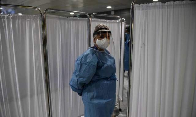 Κορονοϊός: Πότε κάποιος θεωρείται «κρούσμα» και πότε «επαφή»