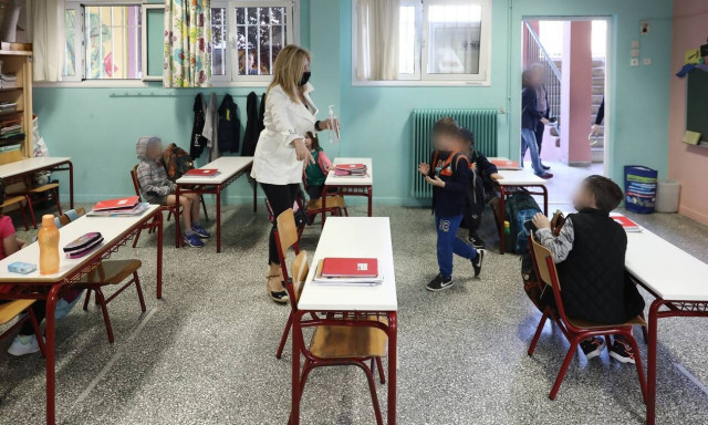 Άνοιγμα σχολείων - Κεραμέως: Μάθημα ζωής η χρήση μάσκας - Γιατροί θα ενημερώσουν τους μαθητές