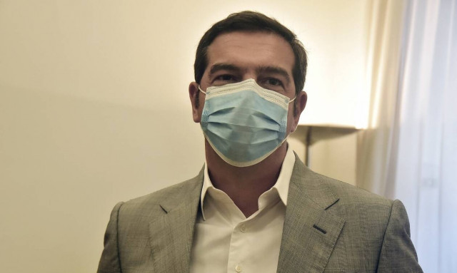 Κορονοϊός - Τσίπρας: Η κυβέρνηση «παίζει κορώνα-γράμματα» την υγεία των Ελλήνων